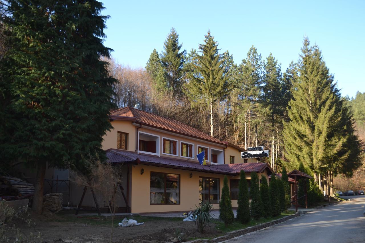Motel Stovrela Cazin Exteriör bild